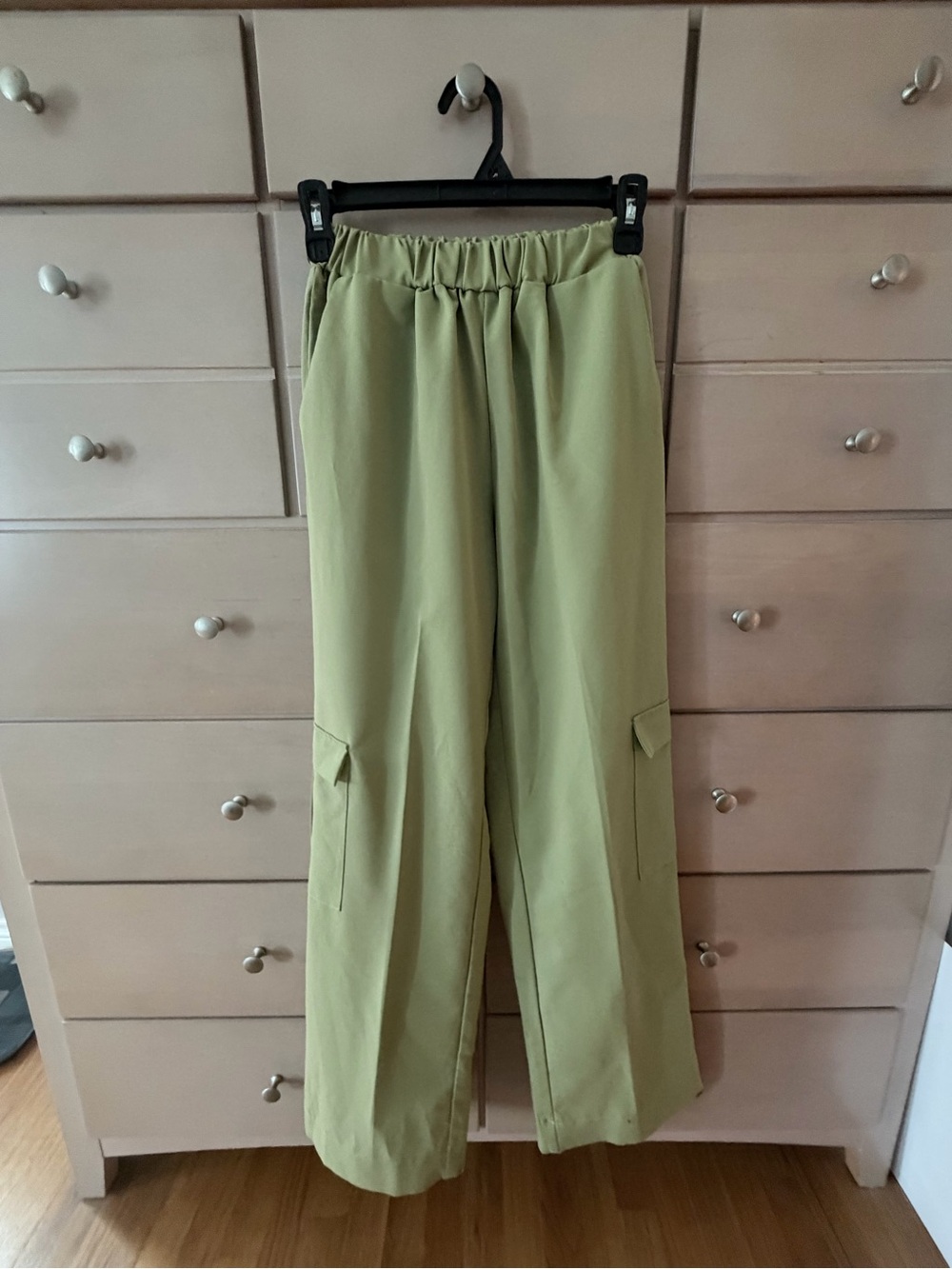 Revolve | Superdown | Olive Green High-Waisted Wide Leg Cargo Pants XS